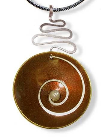 Pendentif hypnotique - marron avec perle pour la vente par LeDanse Limited Edition Jewelry