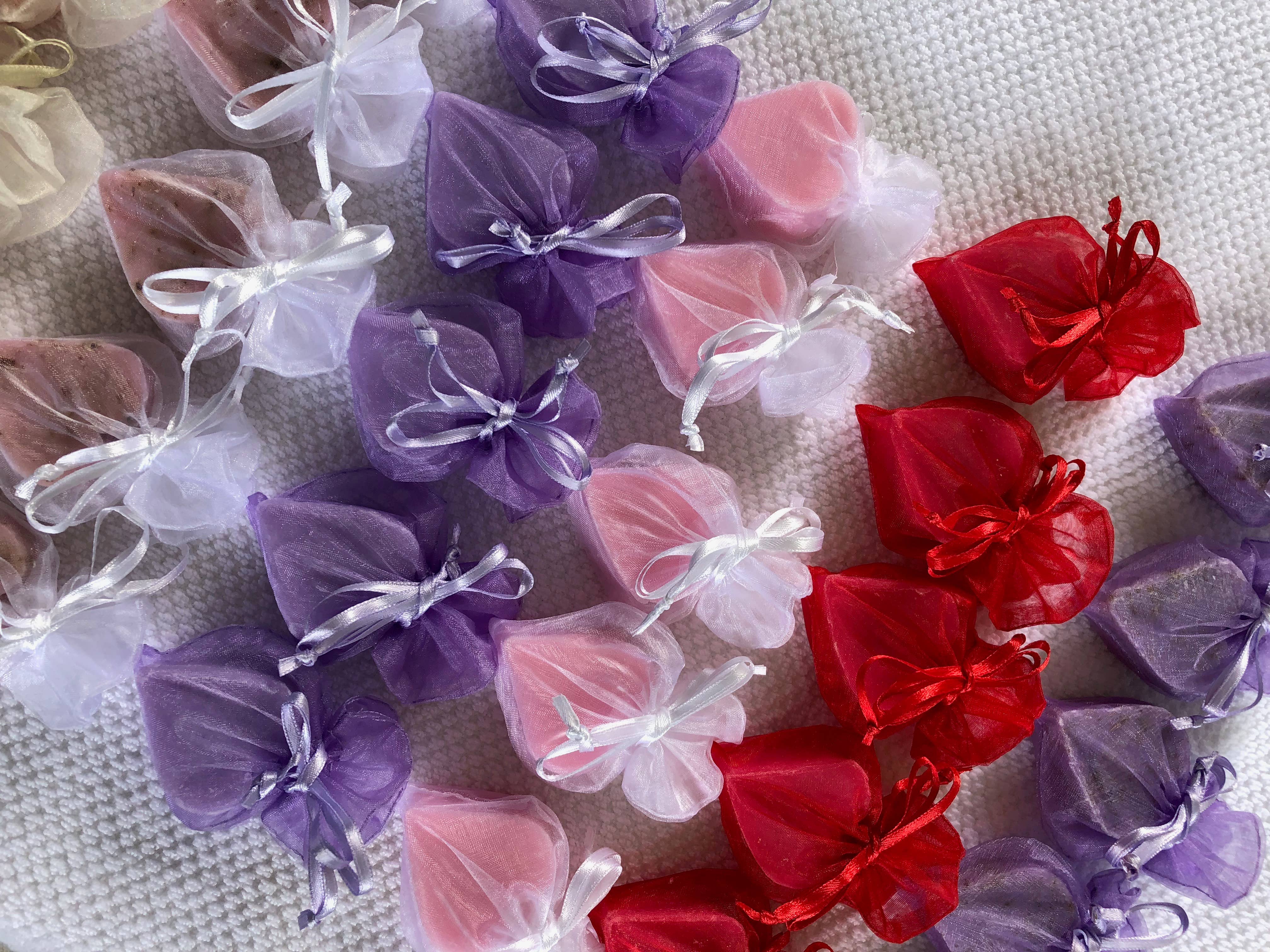 La Belle France - Wholesale Bar Soap - Tiny Heart Soaps wrapped in Organza Gift Bag9