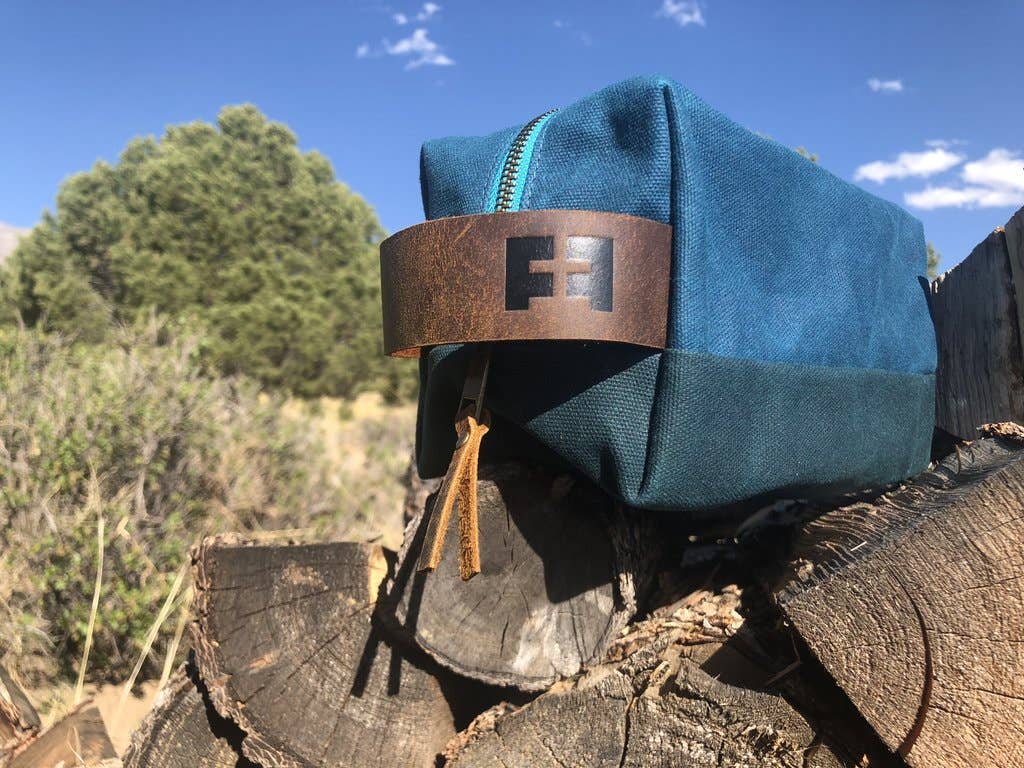 Fat Felt - Wholesale Toiletry Bag - Unisex - The Dopp Kit - Alpine Lake3