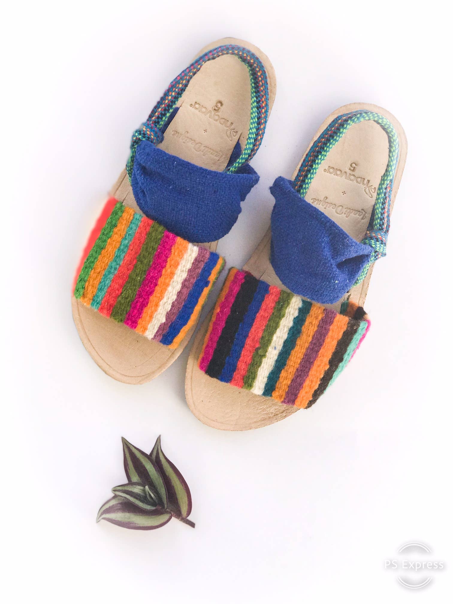 Laadi Designs – Großhandel Sandalen – Damen – Santa Fe - Regenbogen1