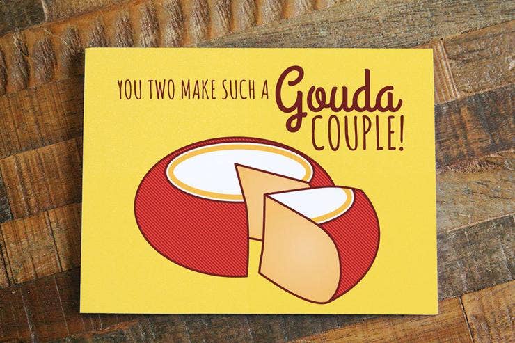 Tiny Bee Cards - Wholesale Trouwkaartje - Gouda Cheese Funny Couple Trouw-/Verlovingskaart1