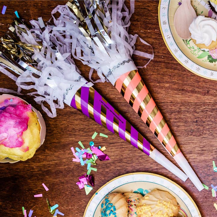 Party Partners - Wholesale Party Favor - Striped Party Horns1
