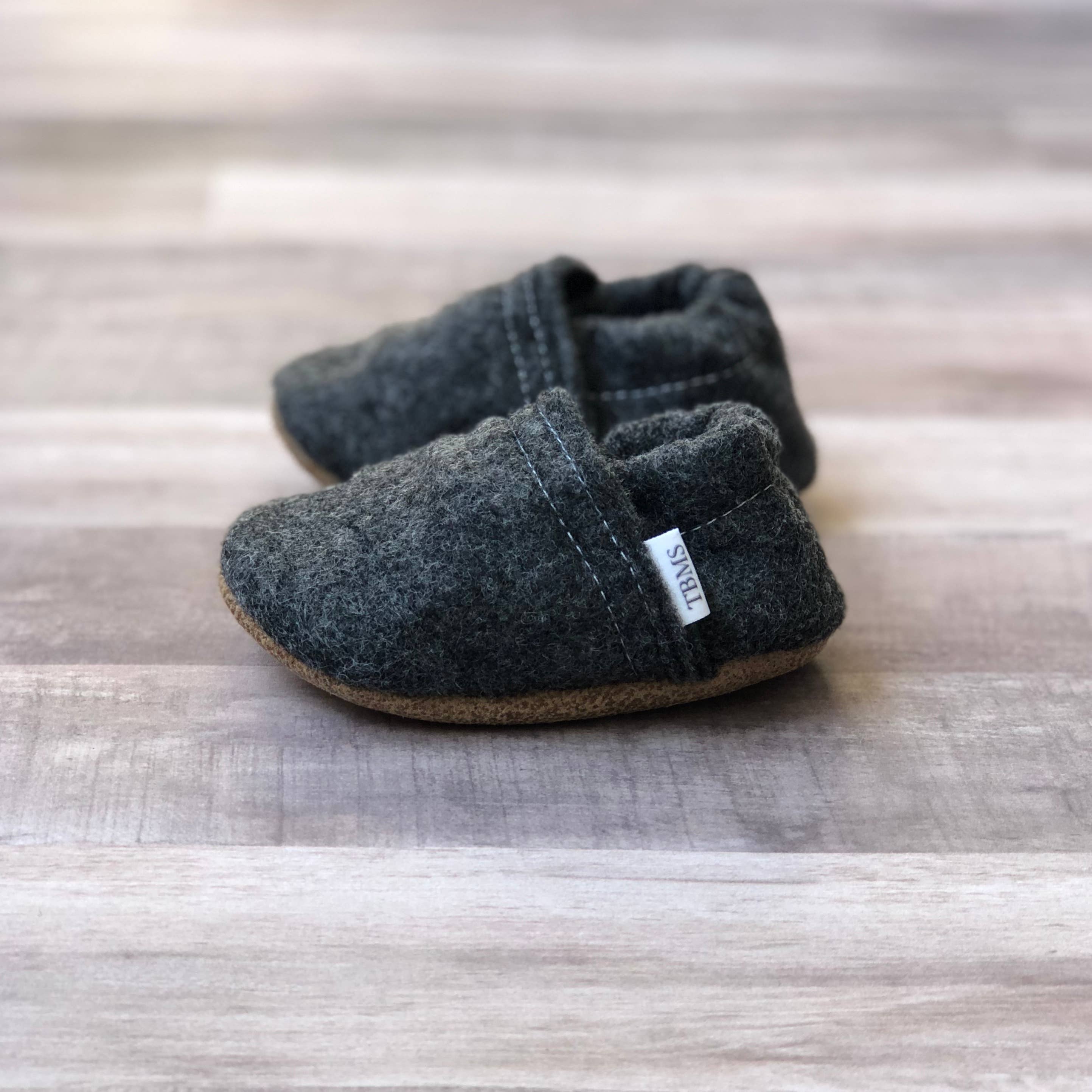 Trendy Baby Mocc Shop - Wholesale Moccasins - Kids - Charcoal Felt Moccasins2