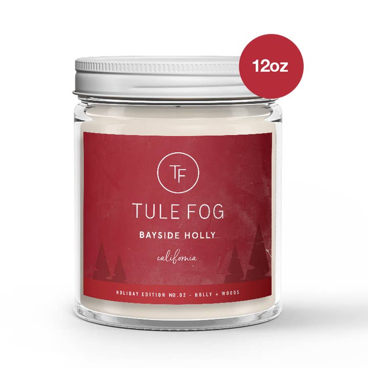 Bougie de soja Bayside Holly 12 oz Édition des fêtes pour la vente par Tule Fog Candles