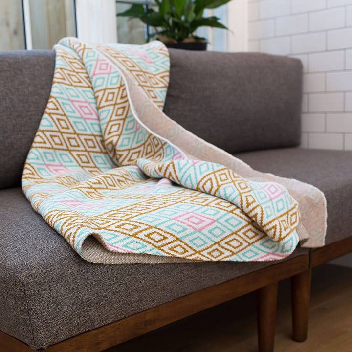 Seek & Swoon - Wholesale Throw Blanket - Bella Vista Throw Blanket - Italy-Inspired Cozy Home Decor