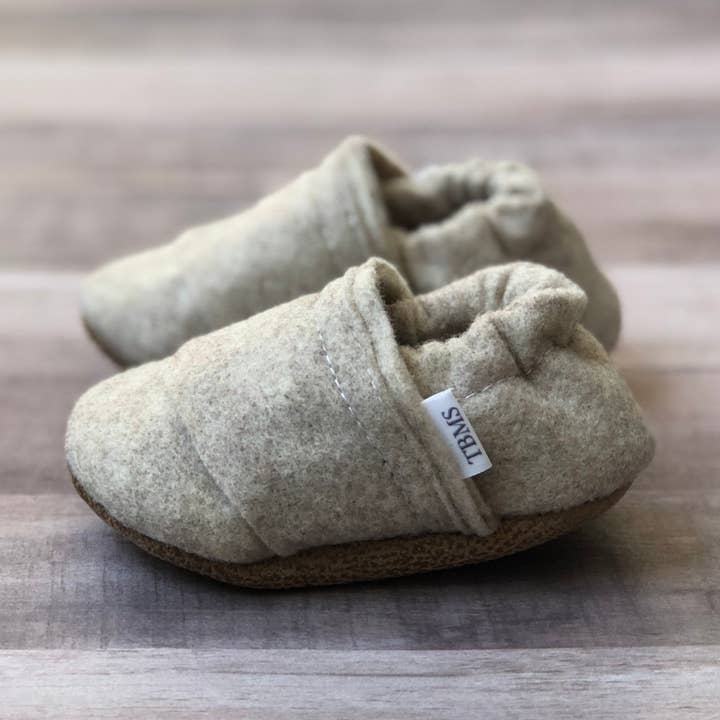 Trendy Baby Mocc Shop - Wholesale Moccasins - Kids - Sandstone Felt Moccasins1