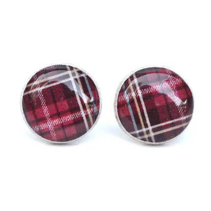 Boucles d'oreilles à tige à carreaux rouges pour la vente par Starlight Woods
