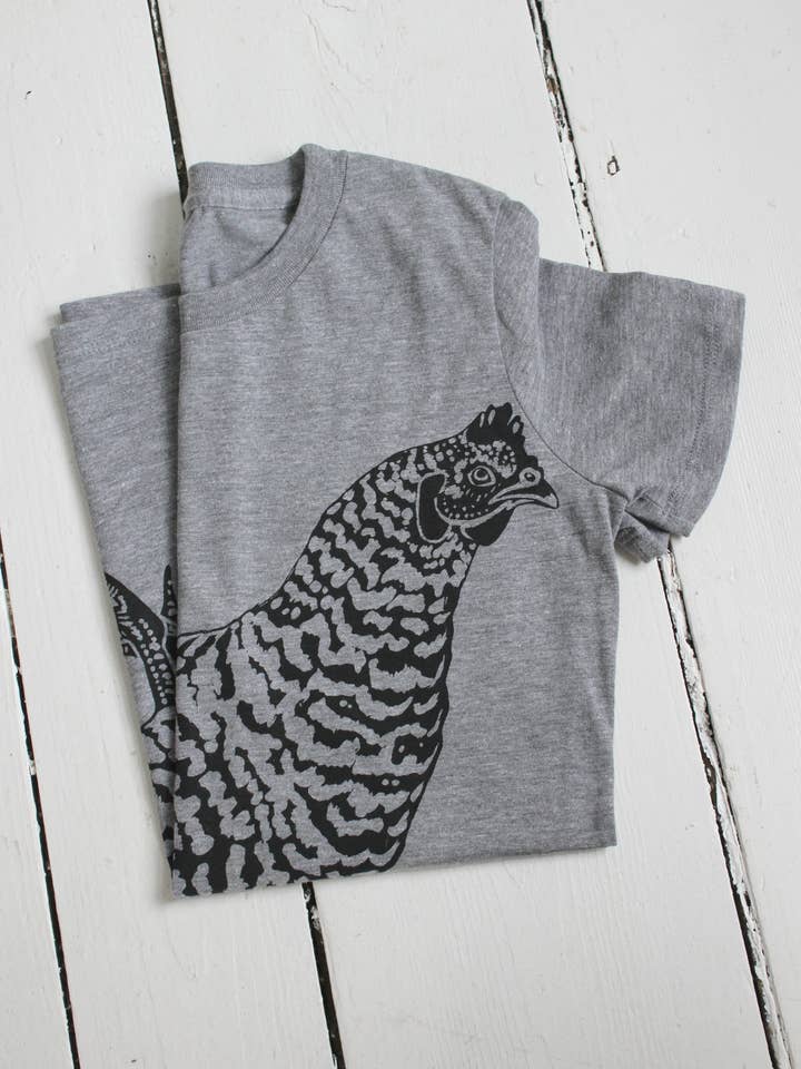 Hearth and Harrow – Großhandel T-Shirt mit Siebdruck – Damen – Bio Chicken T-Shirt für Damen, schwarze Tinte auf Grau1
