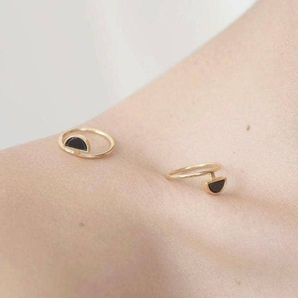 Half Moon Ring Onyx Gold for wholesale by Sheisme