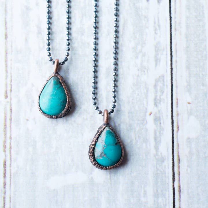Collier en argent sterling en forme de larme turquoise de 45,7 cm pour la vente par HAWKHOUSE