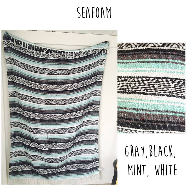 Plaid mexicain à la menthe | Yoga | Articles pour la maison d'hiver pour la vente par Mahalo Market