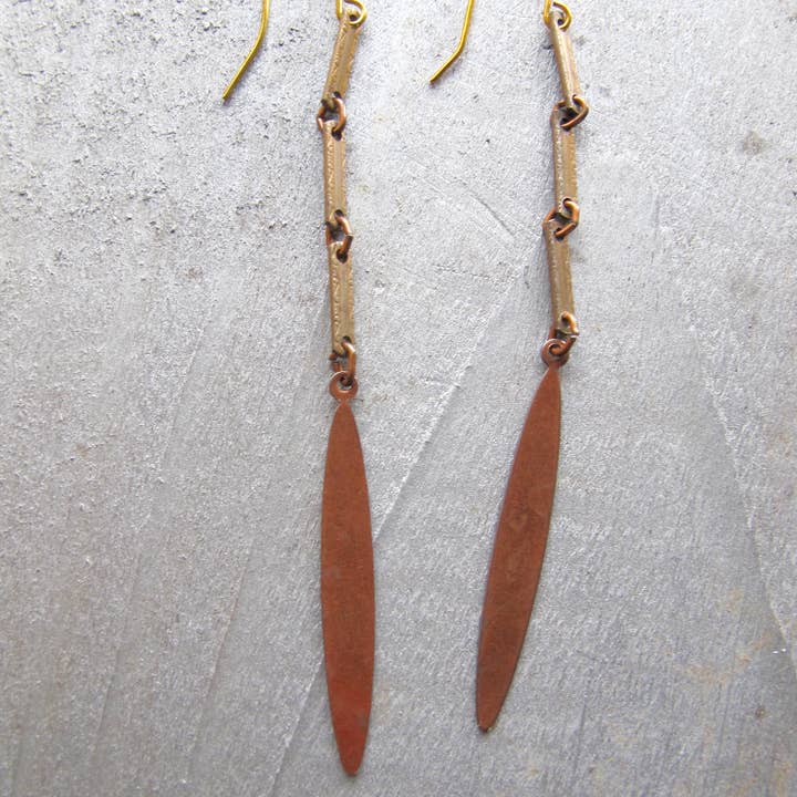 Bronze Dolk Chain Øreringe for engroshandel hos Glamourpuss Creations