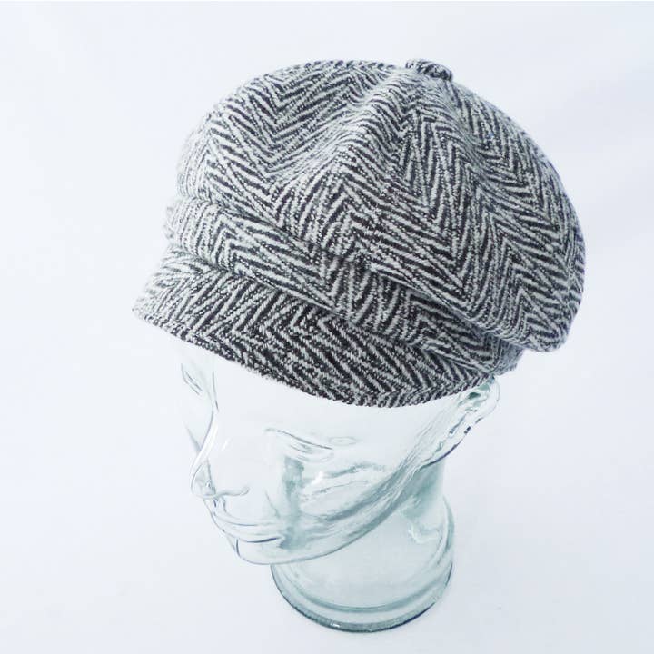 Newsboy Style - Zebrawolmix voor wholesale door Rocks and Salt
