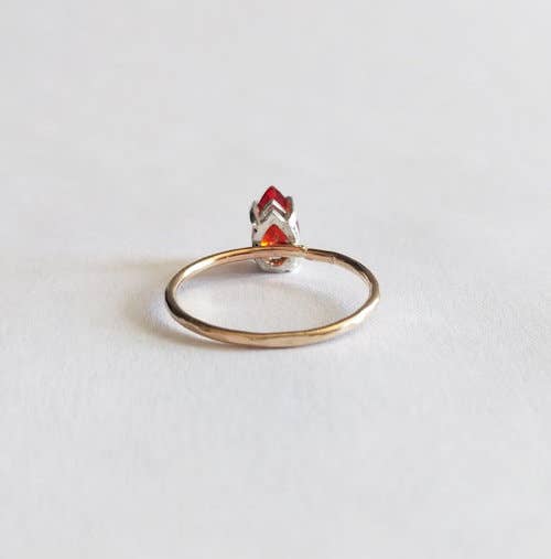 Sweet 1985 - Wholesale Single Stone/Solitaire Ring - Fiery Pear Ring2
