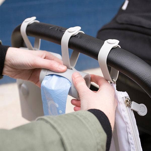 Ubbi - Wholesale Wet Bag - Kids & Baby - Gray Retractable On-the-Go Bag Dispenser6