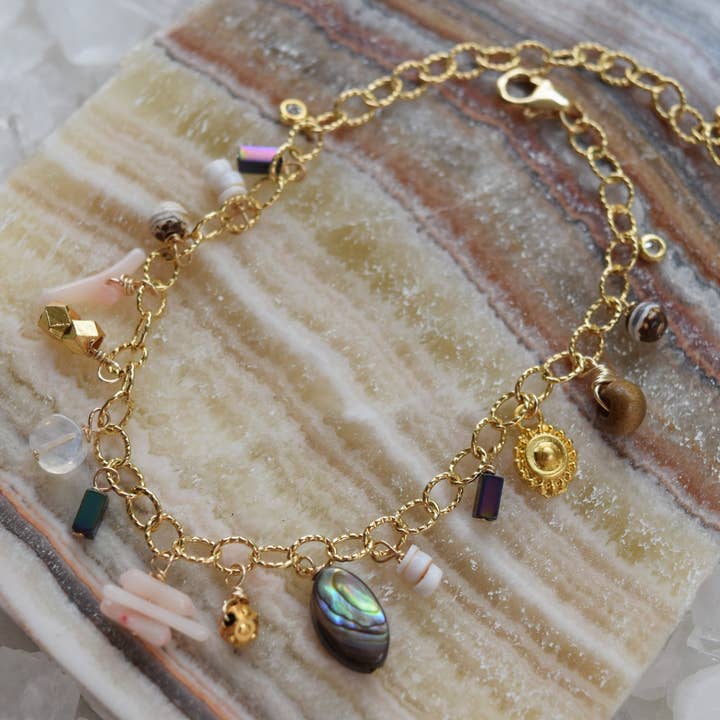 Cleo Armreif für den Großhandel von Rory Ashton Jewelry