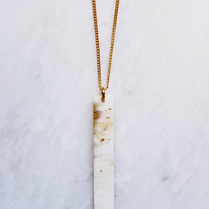 Hathorway - Vendita all'ingrosso Collana con ciondolo/pendaglio - Tinh - Collana con ciondolo in corno di bufalo