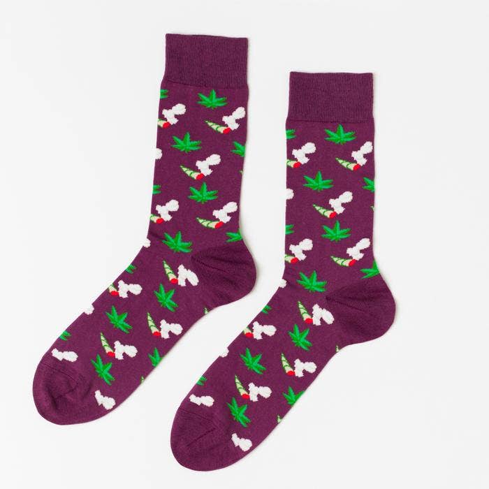 Chaussettes pour hommes - Weed Crew Socks - 420 Stoner Gift pour la vente par Yellow Owl Workshop