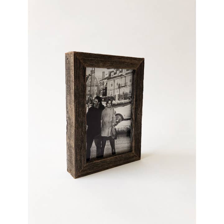 Alibi Interiors - Wholesale Picture Frame - 4" x 6" Reclaimed Wood Gallery Frame