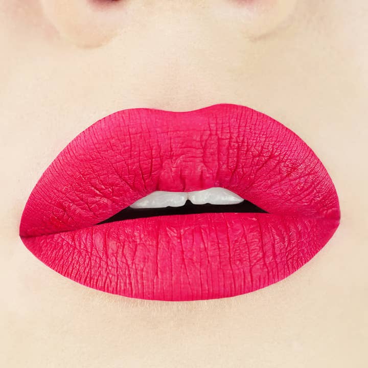 Aromi - Wholesale Lipstick - Neon Red Liquid Lipstick
