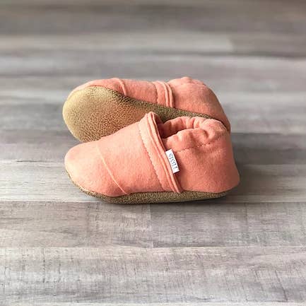 Trendy Baby Mocc Shop - Wholesale Moccasins - Kids - Coral Felt Moccasins