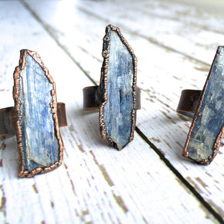 Blauwe Kyaniet Geneeskrachtige Kristal Koperen Ring voor wholesale door HAWKHOUSE