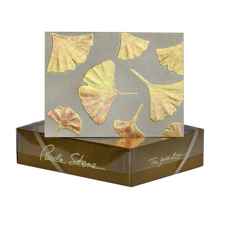 Ginkgo-patroon op de gouden blanco herfstkaart van Treasury Essence voor wholesale door PAULA SKENE DESIGNS