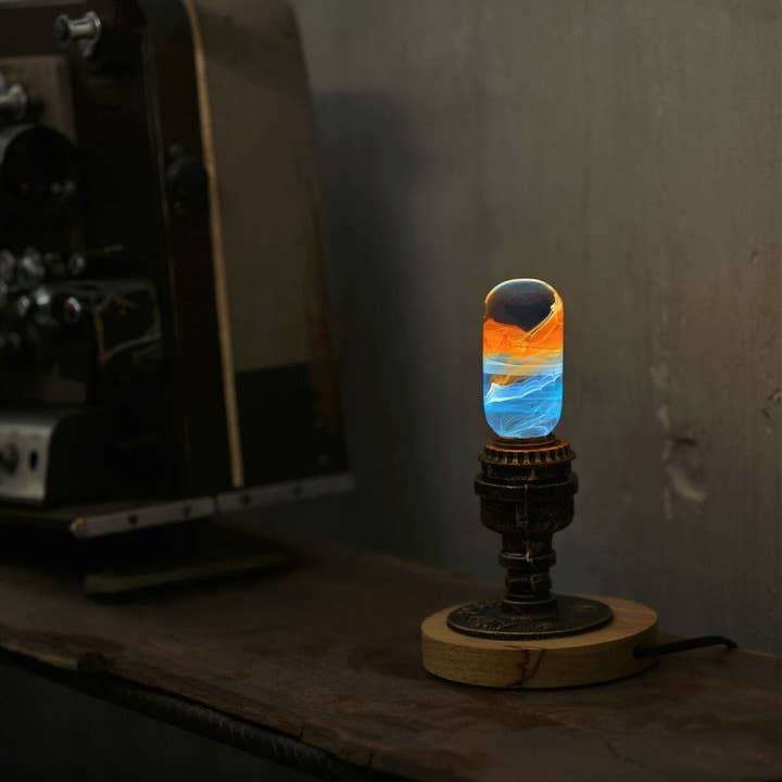 EP Design Lab - Wholesale Light Bulb/Puck - Sunrise Led Bulb