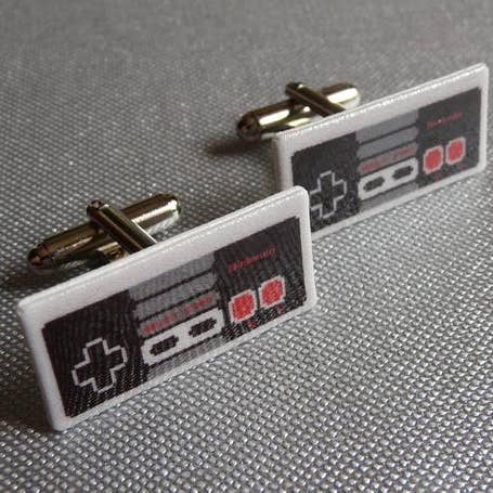 Manchetknopen van Nintendo Controller voor wholesale door 8-Bit Zero