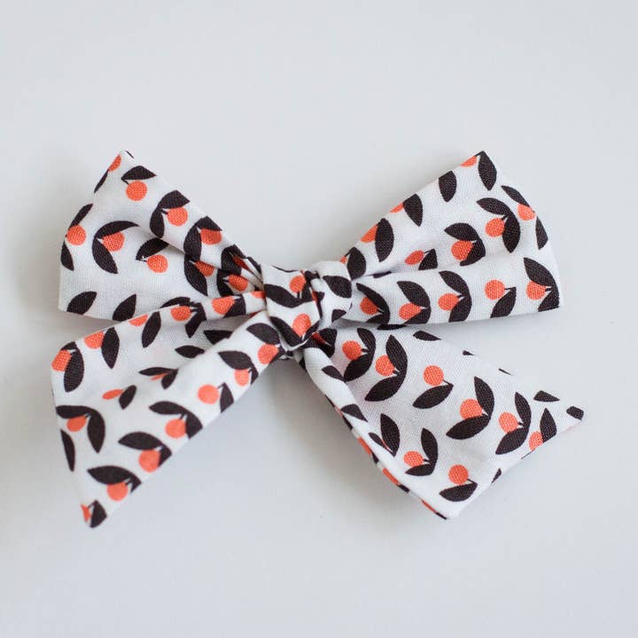 Printemps Imprimé Fleur Arc pour la vente par Wanderlust and Mayhem