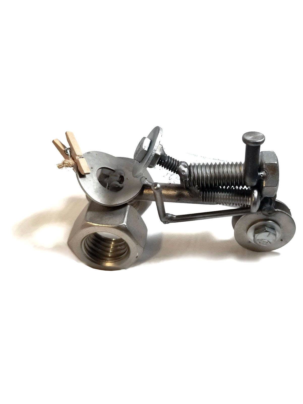 Metal Relic - Wholesale Decorative Figurine - Metal Tractor Figurine2