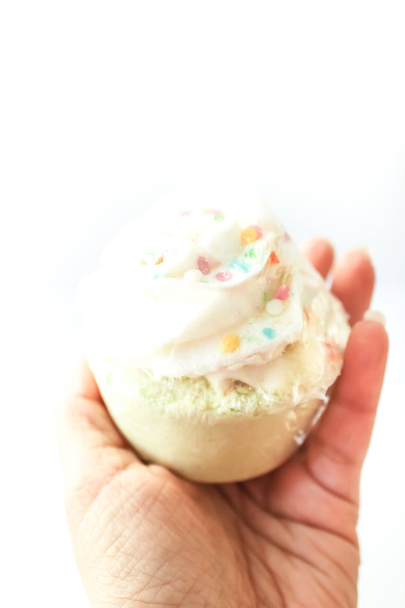 Marvi Beauty - Wholesale Bath Bomb/Fizz - Confetti Cupcake Bath Fizzy7