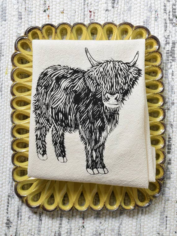Set van 4 servetten van biologisch katoen - Scottish Highland Cow voor wholesale door Hearth and Harrow