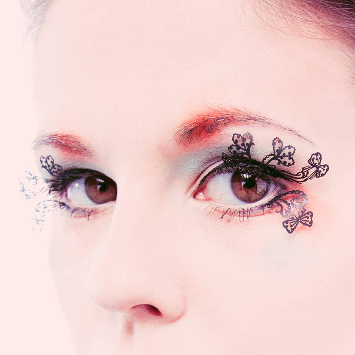 Polka Dot Pop Paper eyelashes for wholesale by PAPERSELF