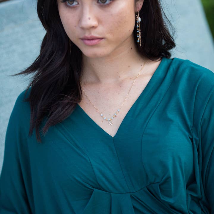 Collier à breloques SY pour la vente par Komakai Jewelry