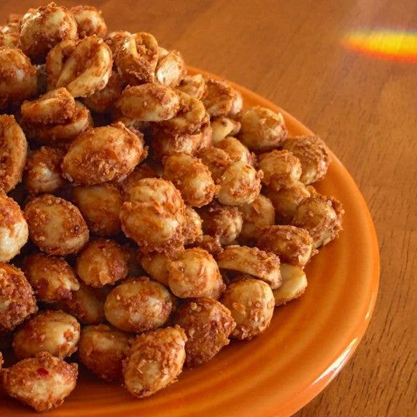 Sugar Bob's Finest Kind - Wholesale Nuts - Maple Sriracha Peanuts NET WT. 2.5oz3