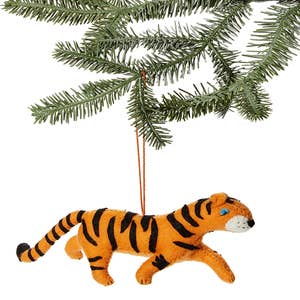 Tiger Rug Ornament / Beaded Siberian Tiger Rug Ornament