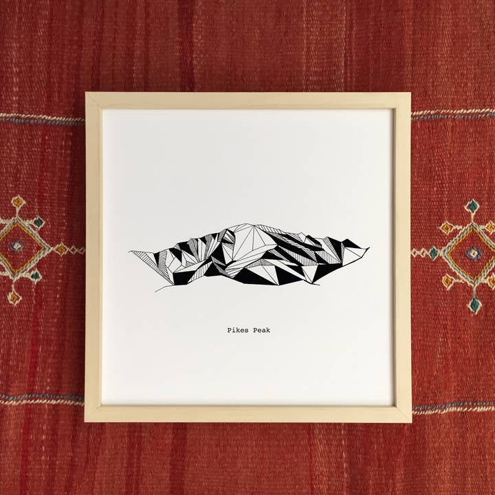 Pikes Peak Colorado - Stampa artistica da disegno poligonale, 30,5 x 30,5 cm per la vendita all'ingrosso da parte di Tim Plus April
