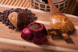 Paw Street Barkery - Wholesale Pet Treats - Dog - Single Carob Peanut Butter Cups for Bakery Case4