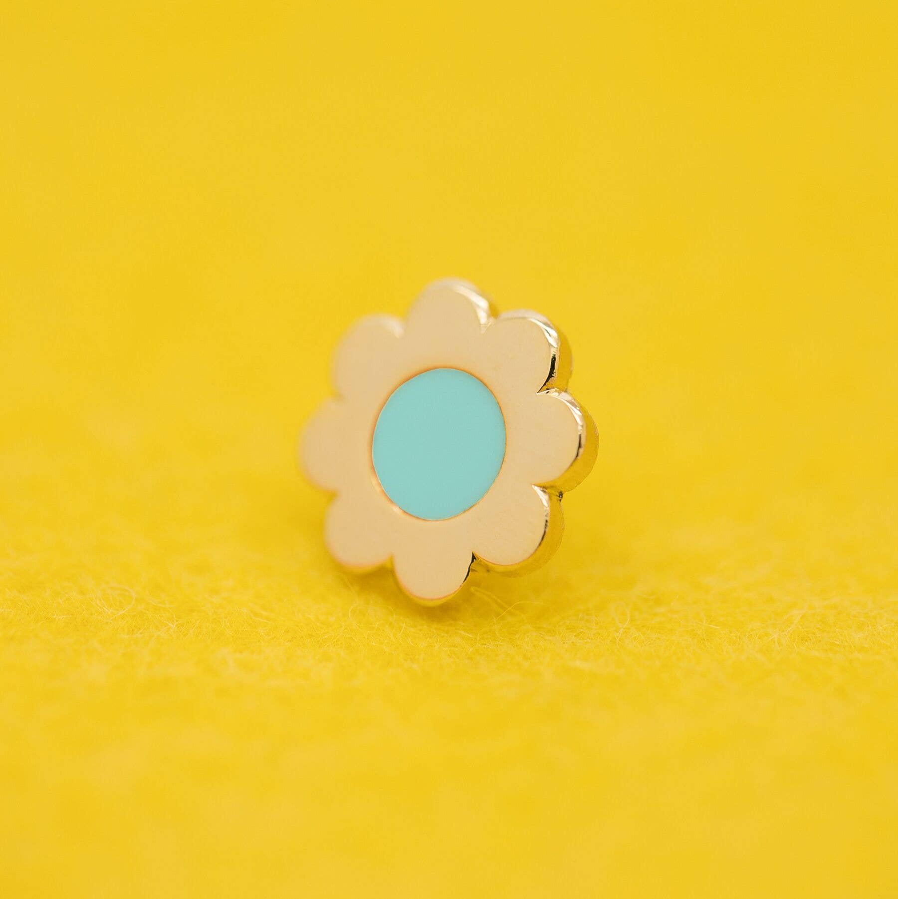 Tiny Deer Studio - Wholesale Lapel Pin/Button - Tiny Flower Enamel Pin1