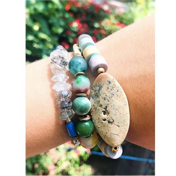 Etymology Jewelry - Venta al por mayor Pulsera de cuentas - Pulsera de cristal Stocking Stuffer, joyería artesanal con cuentas1