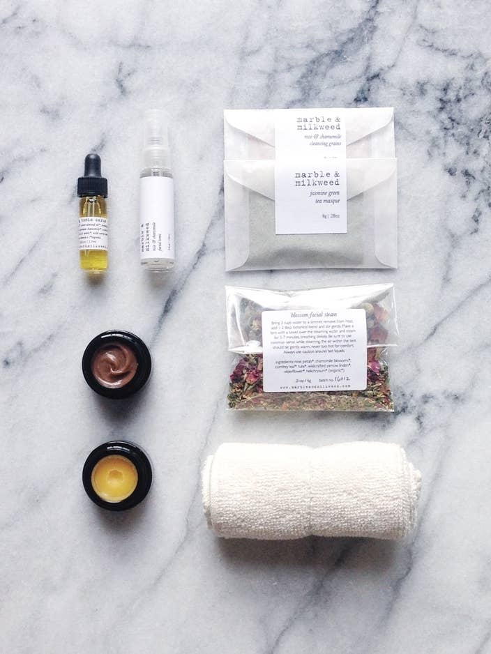 ensemble d'échantillonneurs de soins botaniques pour la vente par Marble & Milkweed