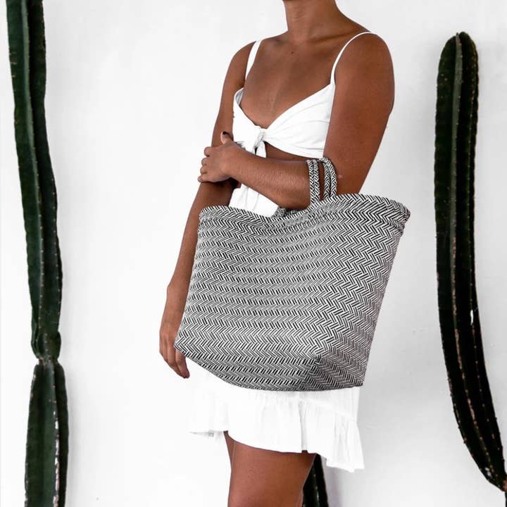 POPPY + SAGE - Wholesale Tote Bag - Women's - Maisy Tote Bag - Black and White2