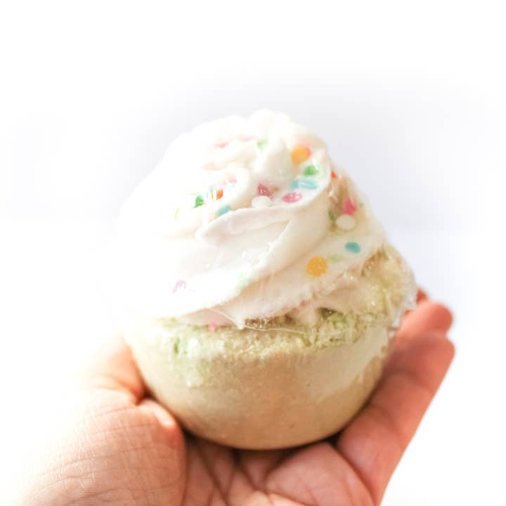 Marvi Beauty - Wholesale Bath Bomb/Fizz - Confetti Cupcake Bath Fizzy4
