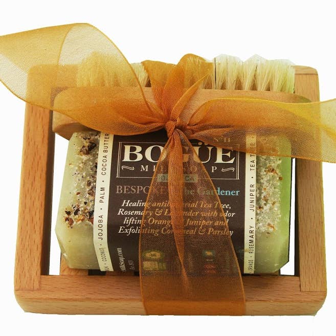Bogue Milk Soap - Wholesale Bar Soap - No.11 BESPOKE Gardeners Blend Goat Milk Soap Giftset