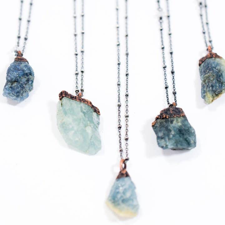 Joias de água-marinha crua por atacado de HAWKHOUSE