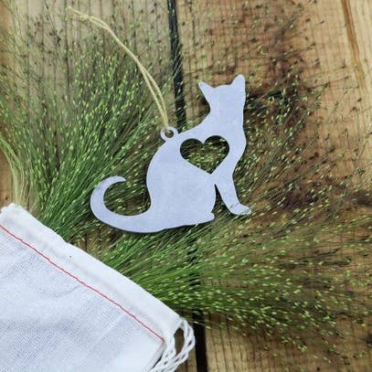 Iron Maid Art – wholesale Ornament – Cat Pet Kitten Metal Holiday Gift Christmas Ornament