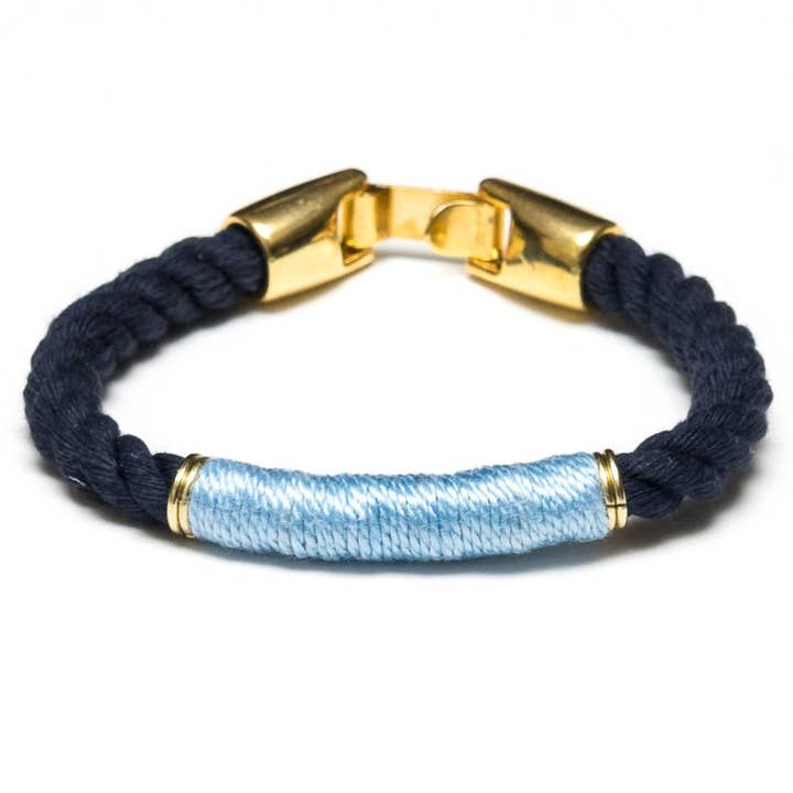 Allison Cole Jewelry - Vendita all'ingrosso Bracciale in tessuto/intrecciato - Beacon - Bracciale in corda nautica, blu chiaro/oro