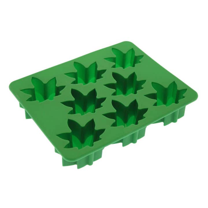 Streamline - Wholesale Ice tray/mould - Marijuana Leaf Ice Cube Mold1