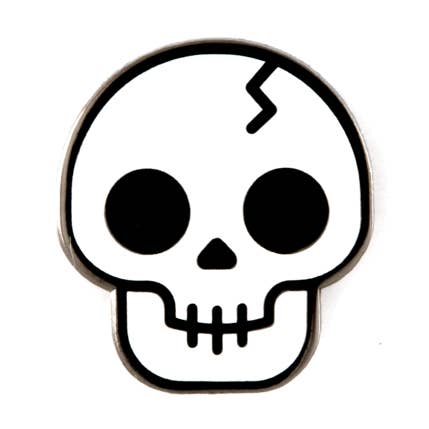 Épingle en émail crâne pour la vente par These Are Things